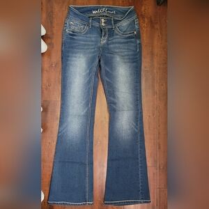 Wallflower jeans size 5, flare,  good condition